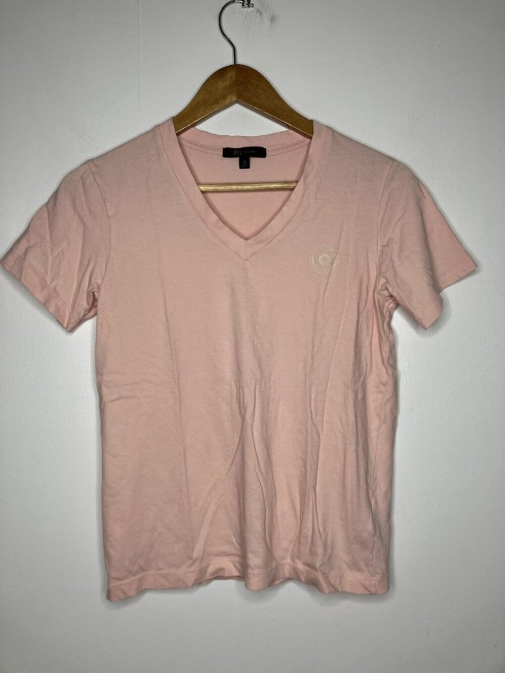 FRYE Women's Pink V-Neck Short Sleeve T-Shirt Top XS 100% Cotton Logo Casual